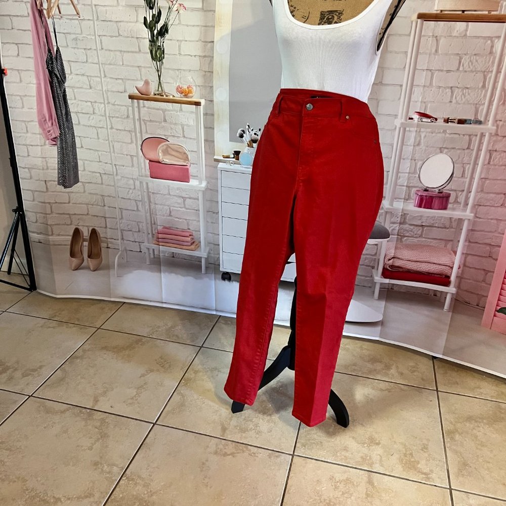 Red Jeans - Picture 2 of 3